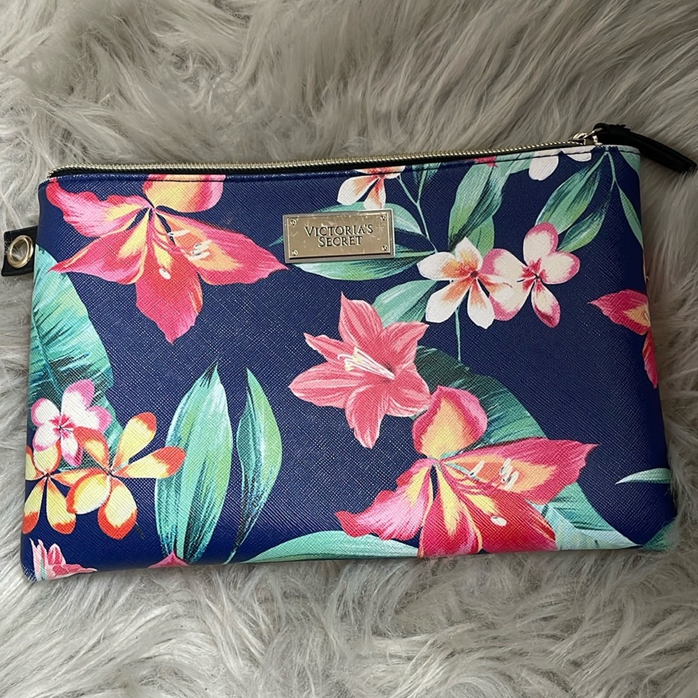 Victoria’s Secret Cosmetic Bag
